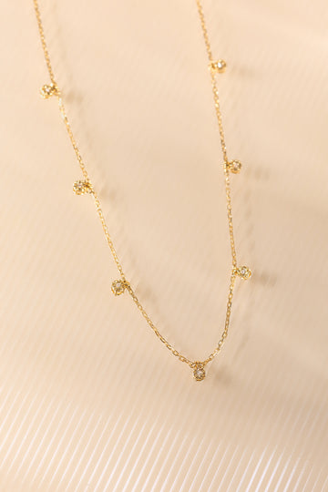 Gargantilha Pontinhos de Brilhante ouro 18k